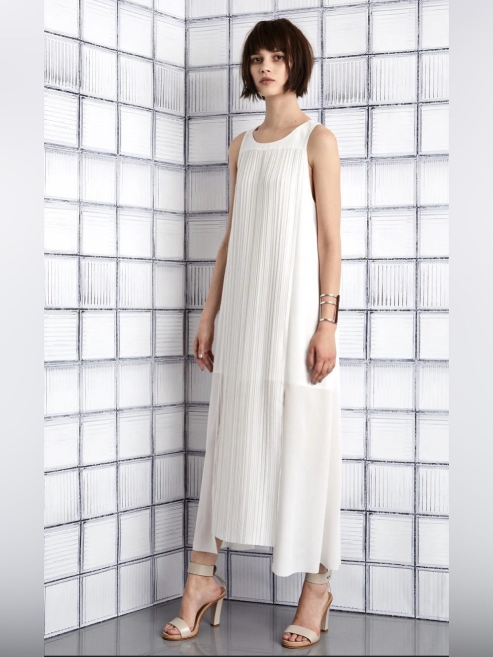 Tess Giberson White Sleeveless Dress Size 4